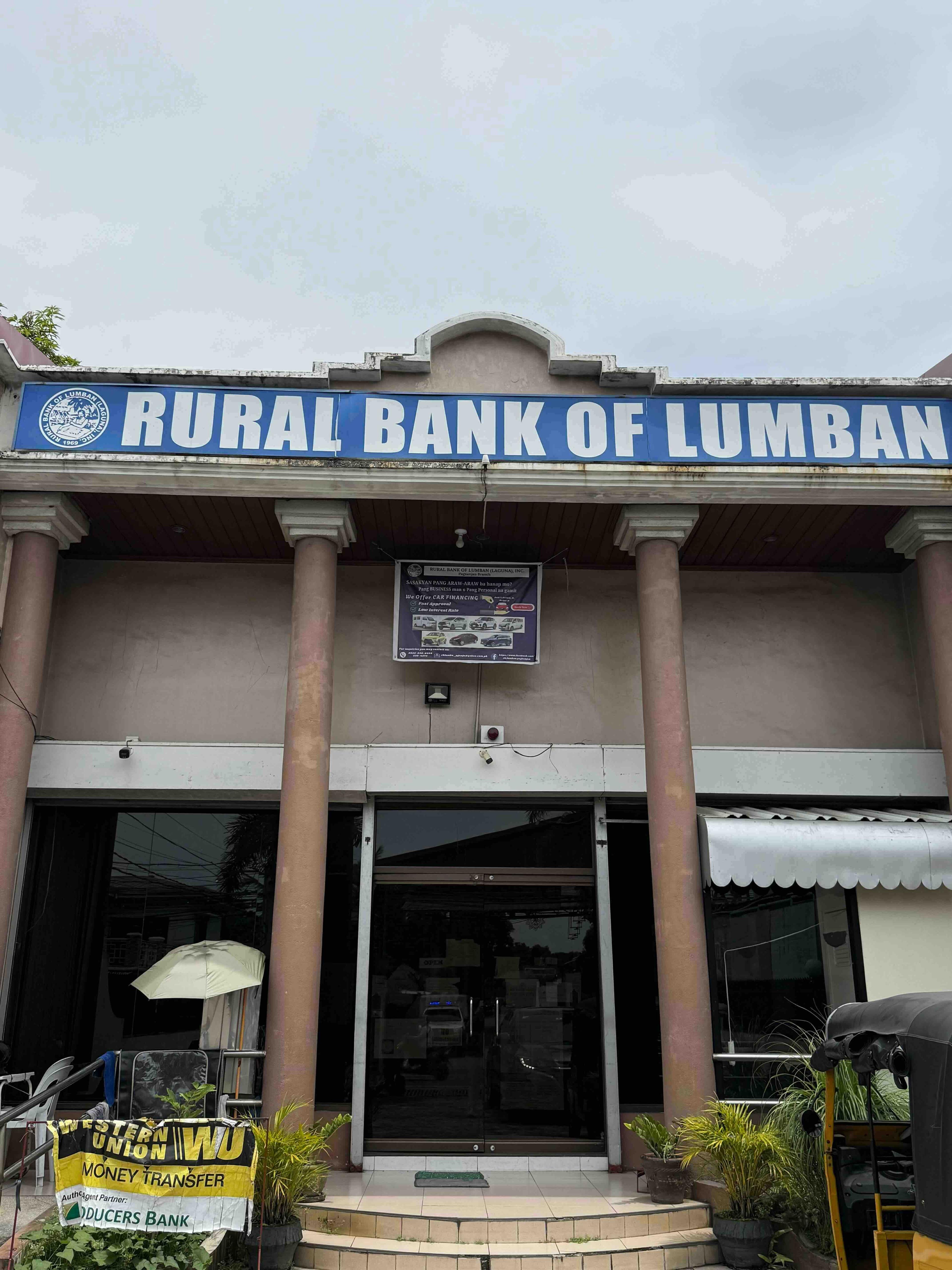 The front facade of the Rural Bank of Lumban Pagsanjan branch.